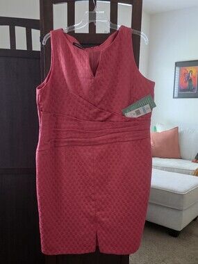 NWT Jones Wear Dress Sleeveless Textured Sheath Dress